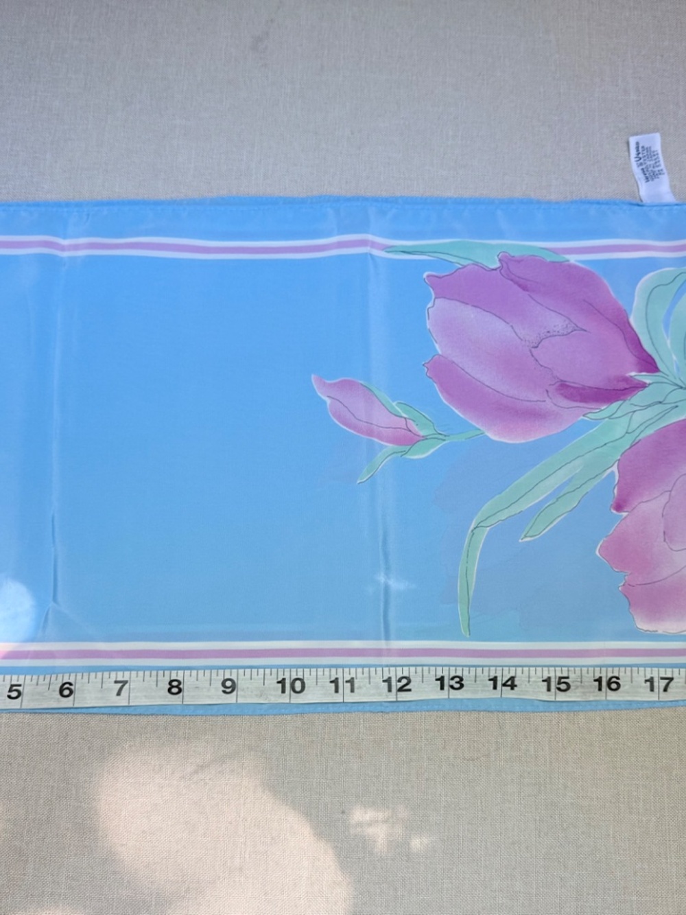 Long Vintage Veresa by Vera Neumann Pastel Tulip Scarf - Picture 10 of 11